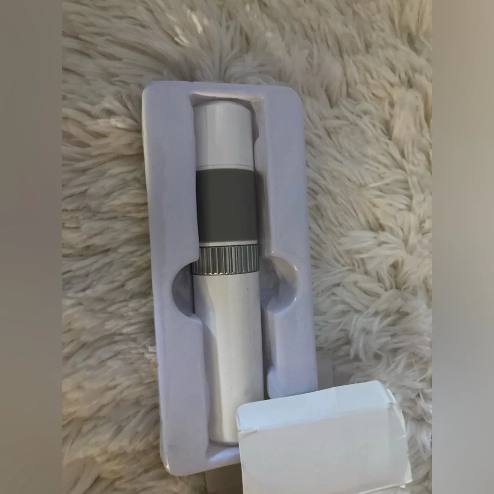 Electronic pet nail grinder/trimmer-used once